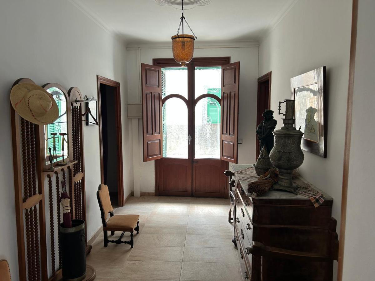 Casa Padrina Burballa Maria De La Salut Exterior photo